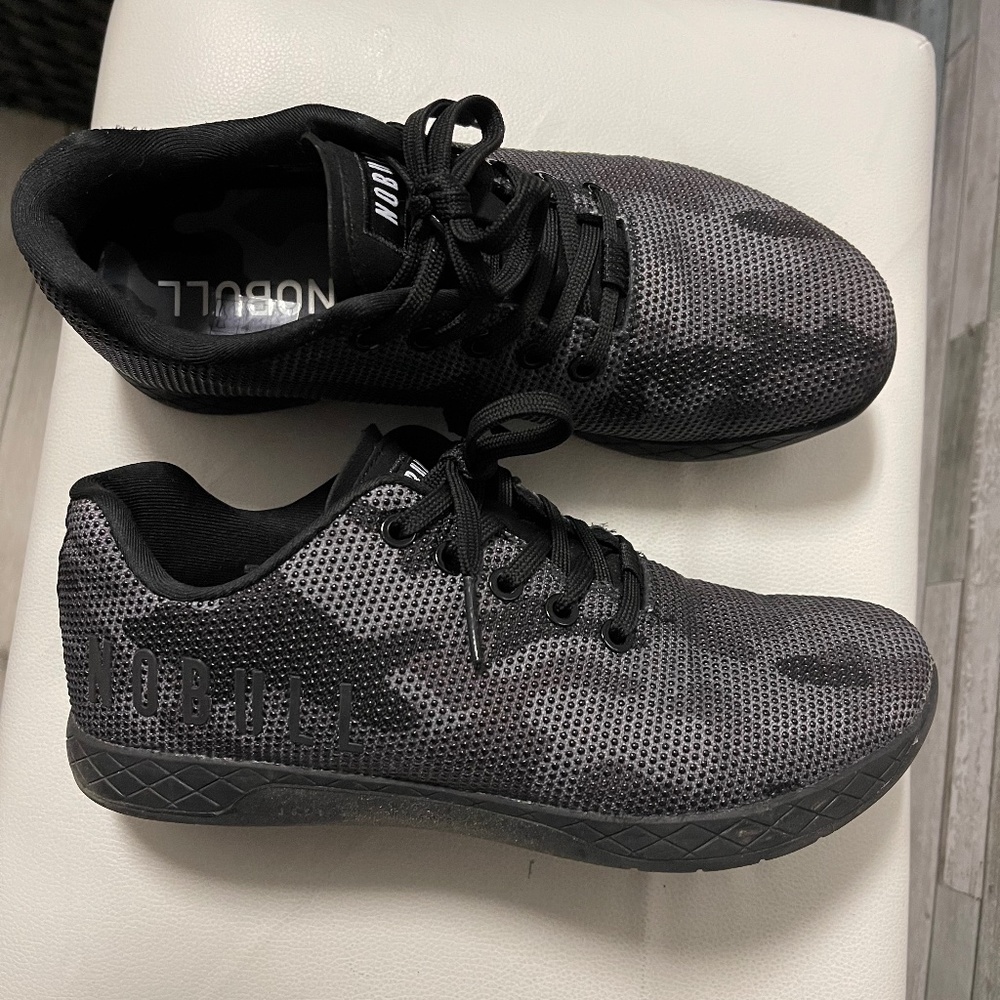No Bull Project Womens Shoes. Size 9